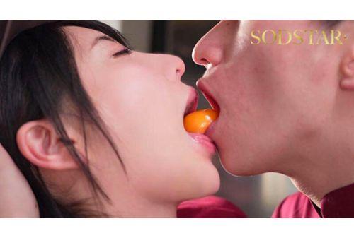 START-345 A Part-time Housewife With A Secretly Exquisite Erotic Body Who Works At A Beef Bowl Chain Restaurant Has A Sticky, Unprotected Affair With A Student Part-timer And Creampies Him Hibiki Natsume Screenshot 5