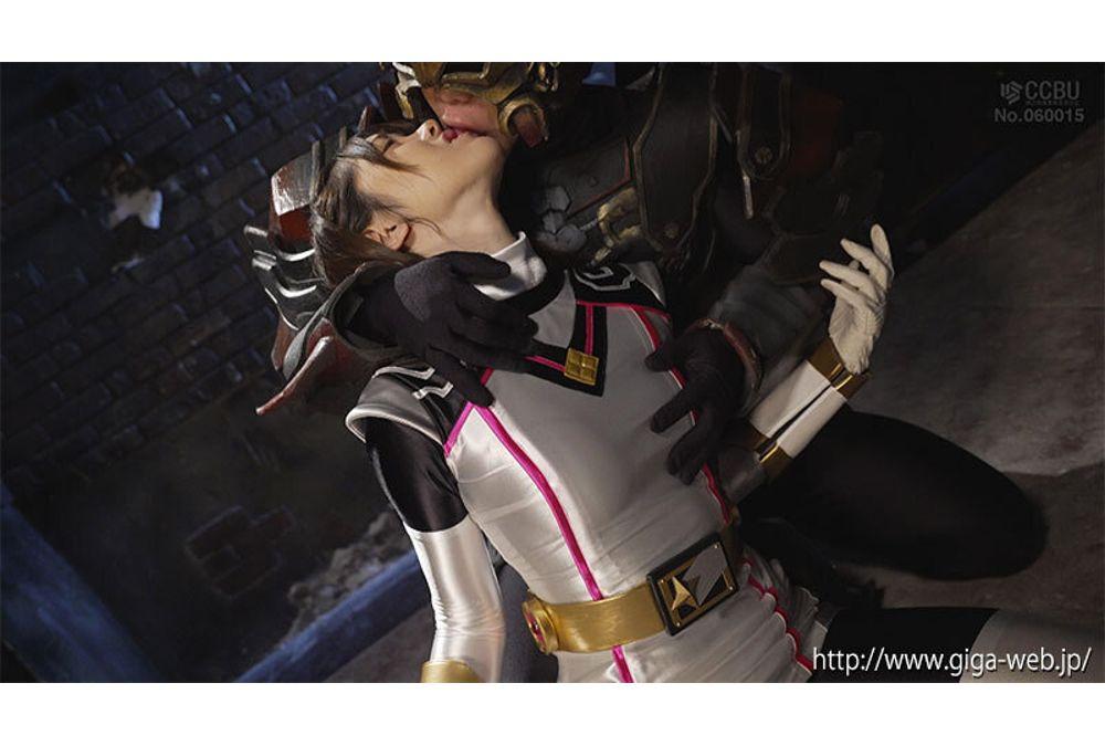 SPSD-79 Heroine Falls Kagegami Sentai Seininger Akari Minase Screenshot 5