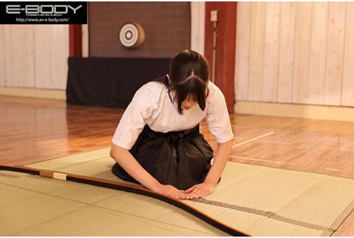 EBWH-210 The 3rd National High School Kyudo Championships Top 8, Martial Arts ... Screenshot 5