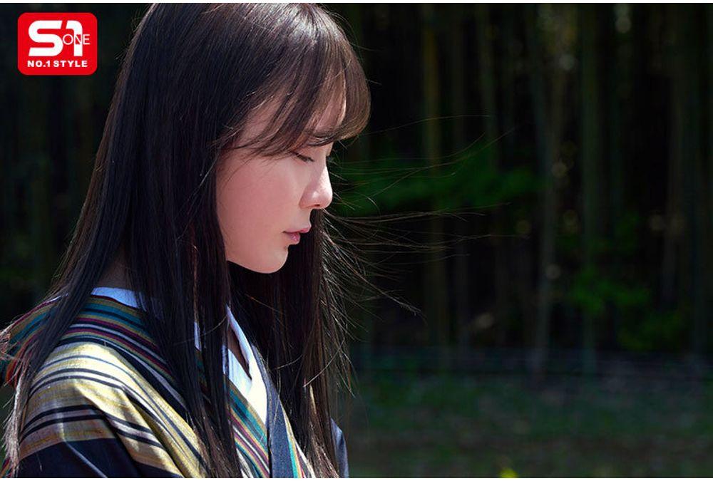 SONE-920 The Cute Village Girl Is The Plaything Of All The Men. Screenshot 3