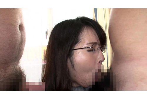 HAWA-093 Husband In Others Stick SEX Special Edition Secret To The "sensitivity Of Hodotai Gone Only Nipples Had Increased ..." The Second Installment Of A Large Amount Seminal Drinking 30 Shots Sumire's 33-year-old Miracle Screenshot