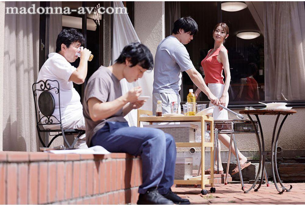 ROE-462 He's Cute, He's Manly, And I'm Starting To Get Addicted. I'm Drowning In Body And Soul With My Virgin Nephew In A Secret Affair Every Day. Yurika Aoi Screenshot 2