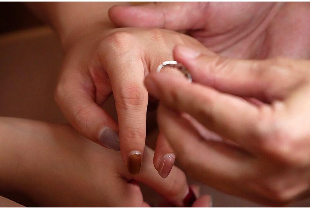 NACT-101 I Went To A Beauty Salon To Get Back At My Husband, But It Turned Out To Be A Brothel For Women. I Was Seduced Both Physically And Mentally, And I Left My Abusive Husband. Yuria Yoshine Screenshot 5