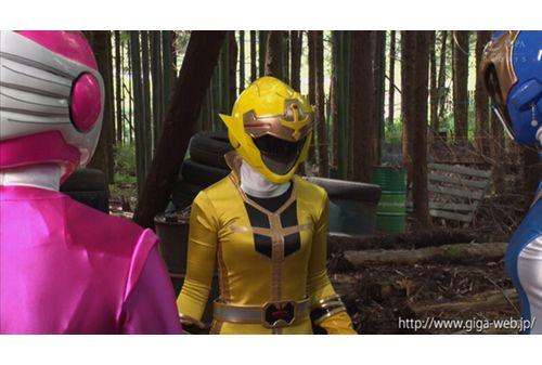 SPSB-21 Super Heroine Rangers Taisekisei 2 Heroine Hunting 4 Sentai Heroines Targeted Screenshot