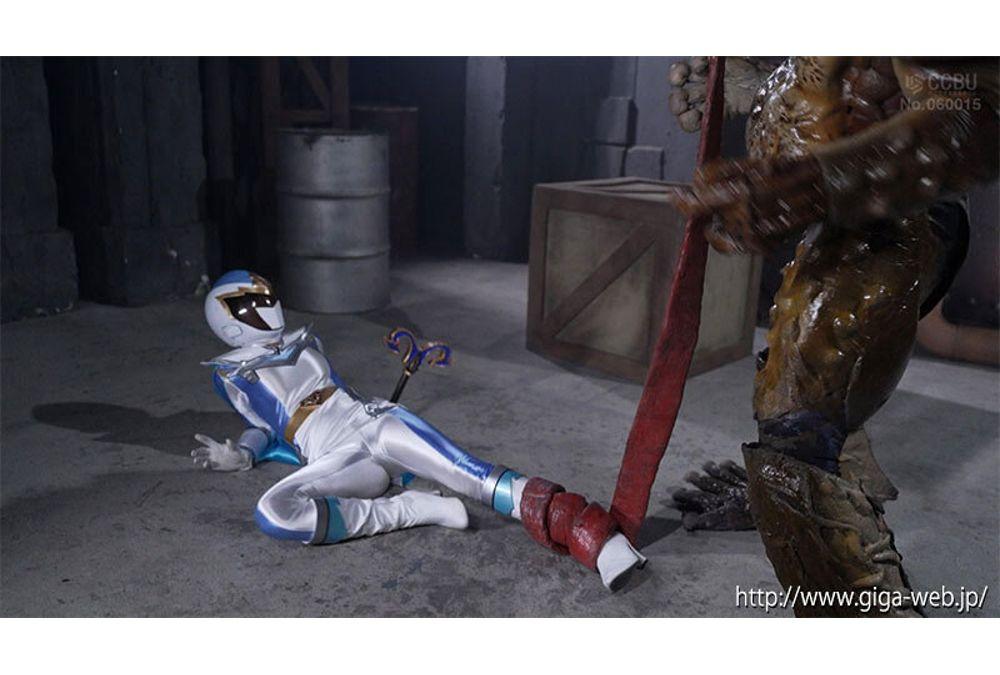 THPA-09 Super Heroine In Danger!! Vol.109 Mugen Sentai Mystic Ranger Mystic Blue Onodera Mai Screenshot 3