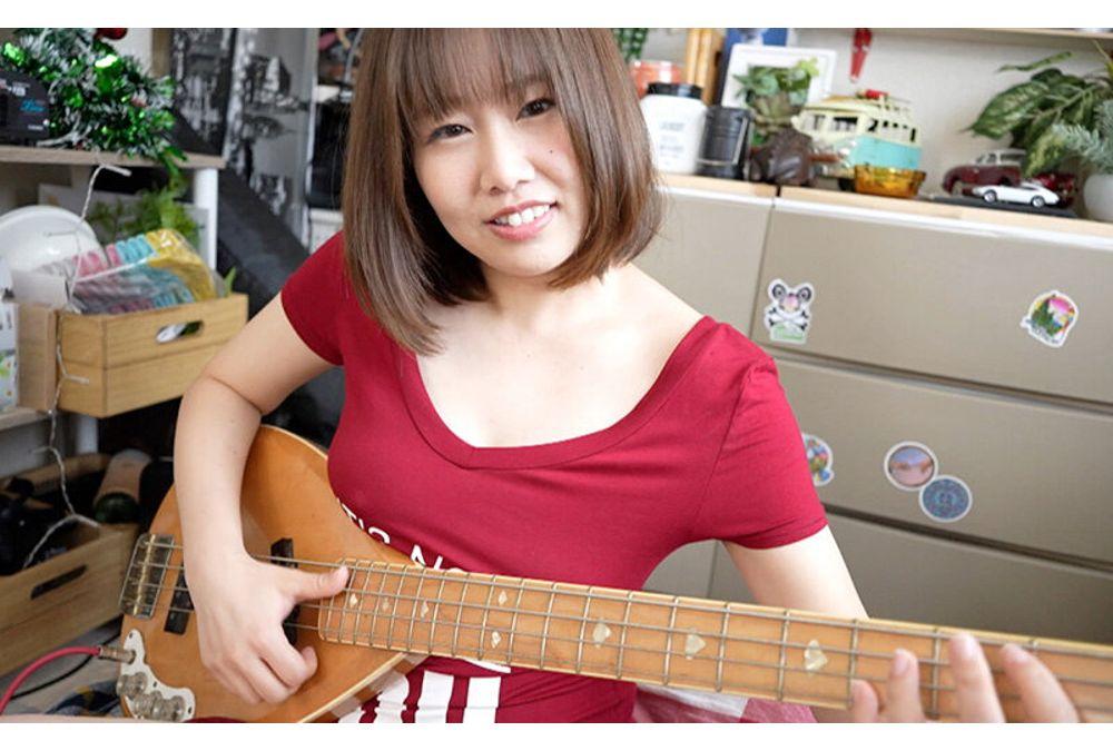 PS-123 New B-class Amateur First Shoot 123 "Darling, I'm Sorry." Kaito, 30 Years Old, Housewife, Fair Skin, Soft Breasts, H Cup. Wife: "My Husband Is British!" "His Penis Isn't That Hard!" "And He's A Premature Ejaculator!" (Crying) Kitamura Kaito Screenshot 6