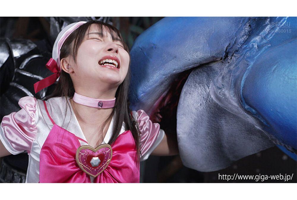 SPSF-31 Super Heroine Domination Hell 60 Pretty Soldier Sailor Petite Yura Kana Screenshot 3