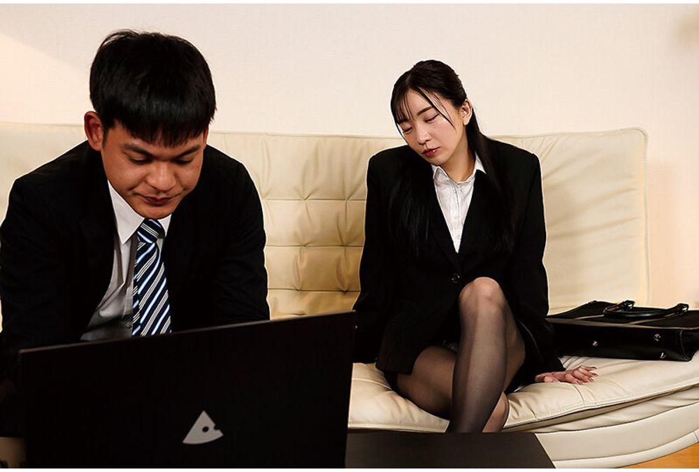 CLOT-034 Alluring Black Pantyhose Female Boss Suzuki Mayu Screenshot 3