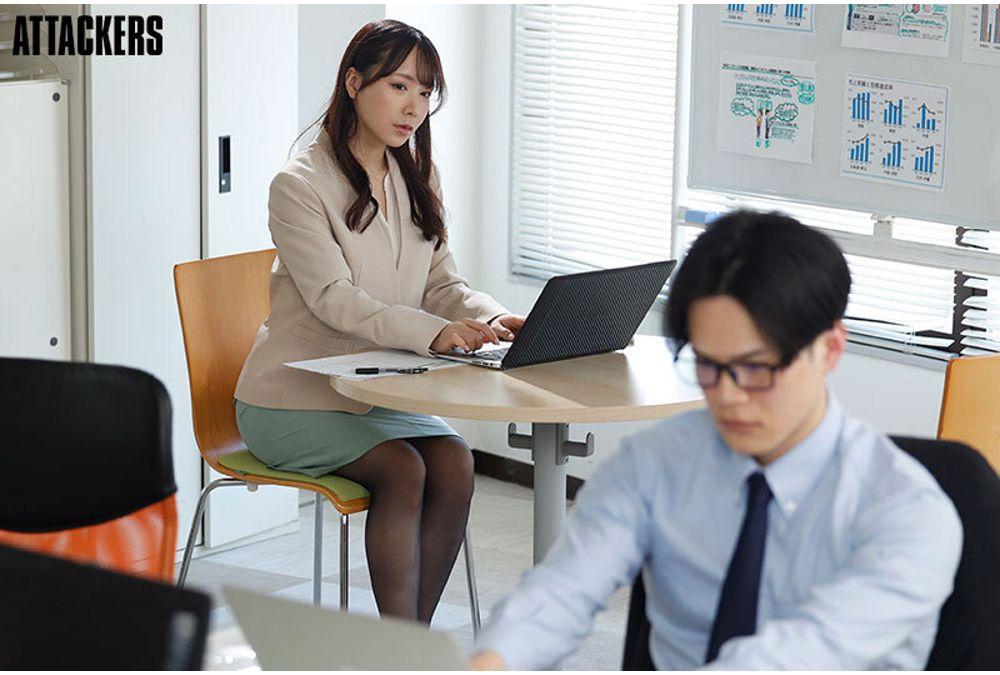ADN-799 When I Woke Up This Morning, Ebisaki-senpai Was Sleeping Next To Me. My Senpai, Who Is Usually Always Angry, Asked Me In A Sweet Voice, "Shall We Continue Where We Left Off Yesterday?" Screenshot 4