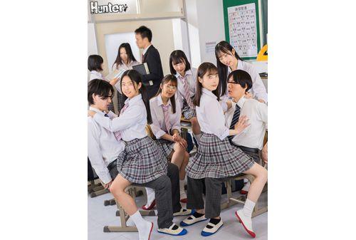 HUNTB-735 “Can You Make It Without Being Found Out? ” A Little SEX Inside The Skirt In The Classroom! It's Popular Among Naughty Female Students! Dangerous Play During Recess And After School By Little Devil Girls In The Classroom Screenshot