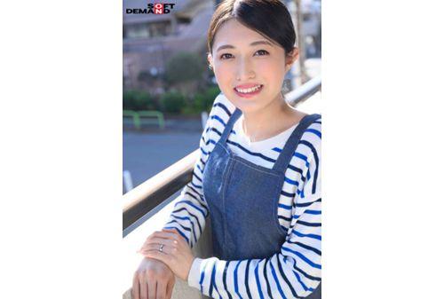 SDNM-508 "I Love Being Helpful To People" Volunteering At A Children's Cafeteria. Mio Adachi, 30, A Wife Who Is Good At Cooking And Wets Herself. Final Chapter. "It's Been Years Since I Was Last Cummed Inside Of Me." Five Days Of Indulging In Raw Sex With A Man Other Than Her Husband. A Record Of An Affair Creampie At Home. Screenshot 3