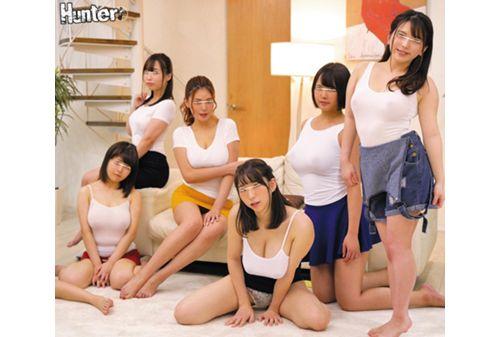 HUNTA-759 One Man In A Share House Full Of Busty Women Who Do Not Care About The Transparent Nipple At All! If You Stay In A Women-only Share House Where Your Sister-in-law Lives For Three Days Secretly ... Screenshot