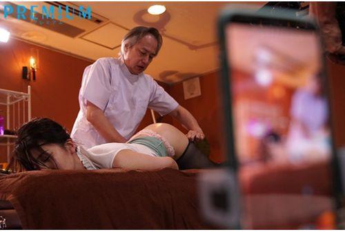 PRED-193 Beautiful Ass Young Wife × Thick Old Man Is Squid In Aphrodisiac Massage… Yamagishi Reika Screenshot
