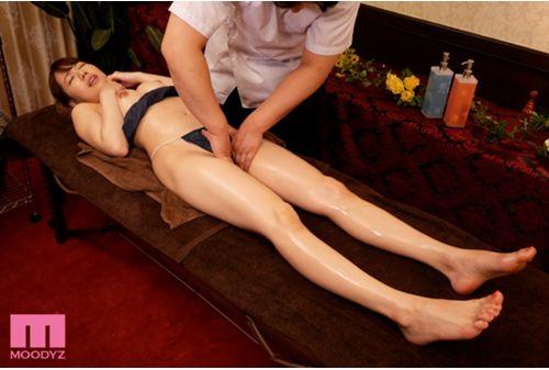 MIAD-986 Foot Pin'iki!inguinal Part Lymphatic Massage Screenshot