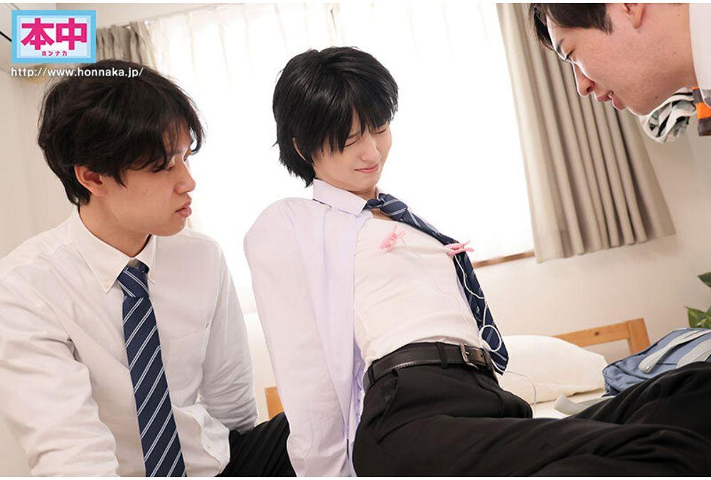 HMN-893 I Was Messing Around With A Male Friend And Got So Turned On By My Nipples...and Then My Childhood Friend Saw Me Cumming Like Crazy, It Was The Worst...! Tomboy Girl Sumire Kuramoto Gets Off Over And Over Again From Nipple Play And Repeated Cumming Inside. Screenshot 2