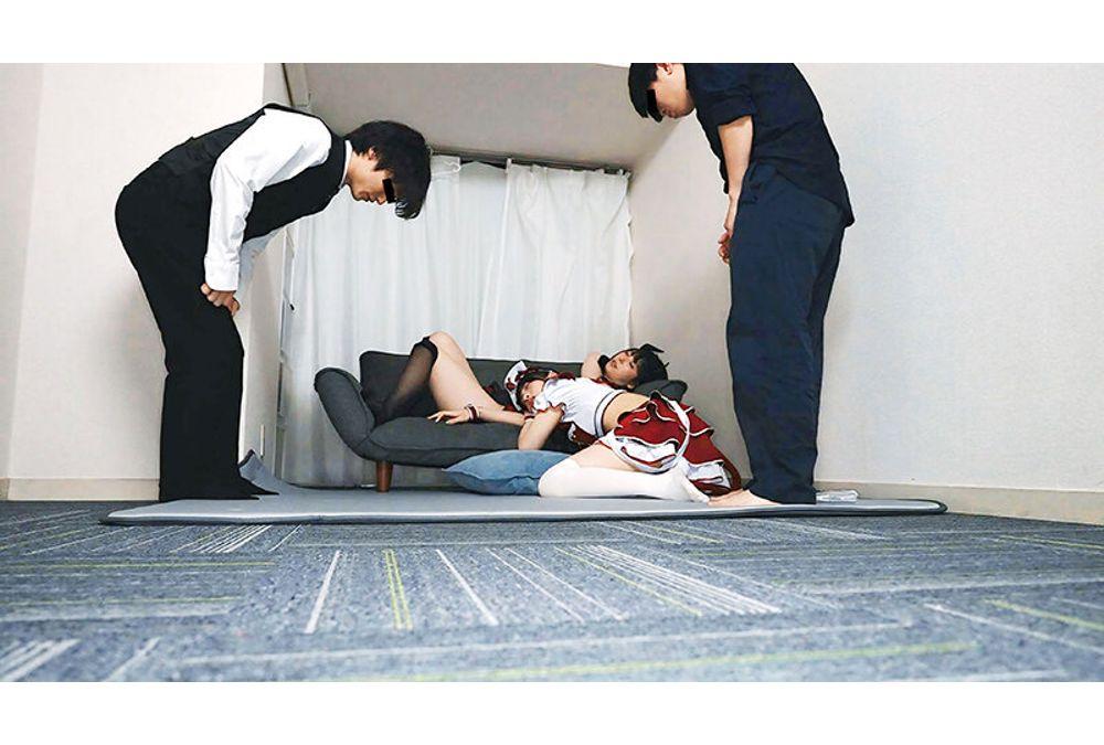 FTHTD-151 A Night Planned By The Manager Of A Con Cafe! A Crazy Sex Party With Female Staff Who Fell Into Erotic Traps After Drinking A Cocktail Of Overseas Supplements Screenshot 8