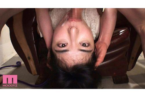 MIDE-782 Throat Convulsions Deep Throating Training! !! At The End, 17 Shots Of One Blow Throat Shot Cum Swallow Female Crying! Yuna Kana Screenshot