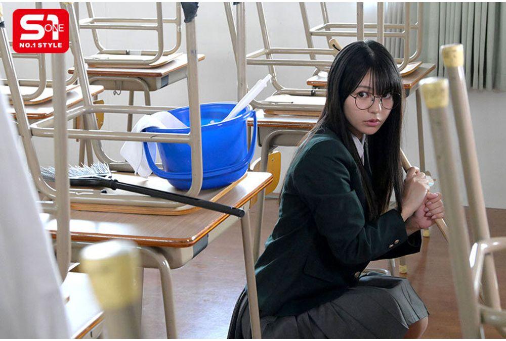 SNOS-118 When You Find Yourself Alone With A Literary Girl Who Looks Pure But Has A Penchant For Erotic Fantasies... She Whispers Dirty Words Into Your Ear And Makes You Get A Strong Erection. Kokoro Asano Screenshot 2