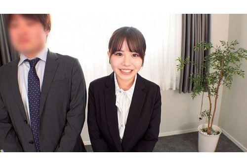 NGHJ-020 Cute Subordinate (with A Boyfriend) And Her Boss (married) Compete In A Rock-paper-scissors Match With A Big Prize! The Boss's Dick Gets Rock Hard Even Though He Says, "Isn't It Big?" The Female Subordinate Is Also Embarrassed And Horny, Saying, "It's A Secret..." A Super-cheating NTR Creampie Sex 2 Screenshot 3