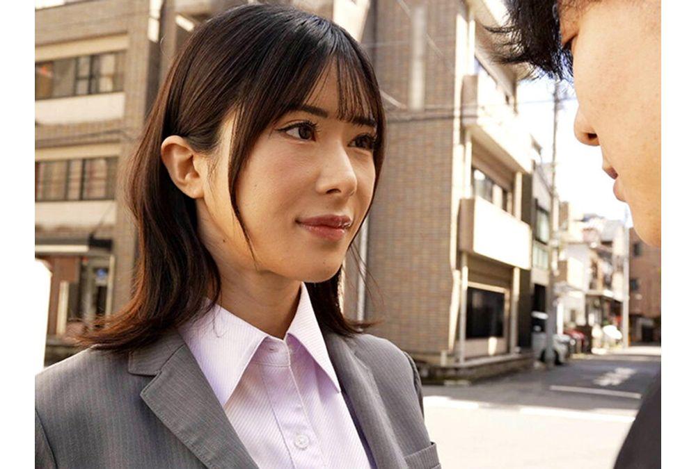 GVH-865 During A Remote Meeting, I Was Repeatedly Forced To Have Sex With My Female Boss In A Cowgirl Position, With Her Hips Wriggling, Making Sure That Headquarters Wouldn't Find Out. - Honoka Tsujii Screenshot 5