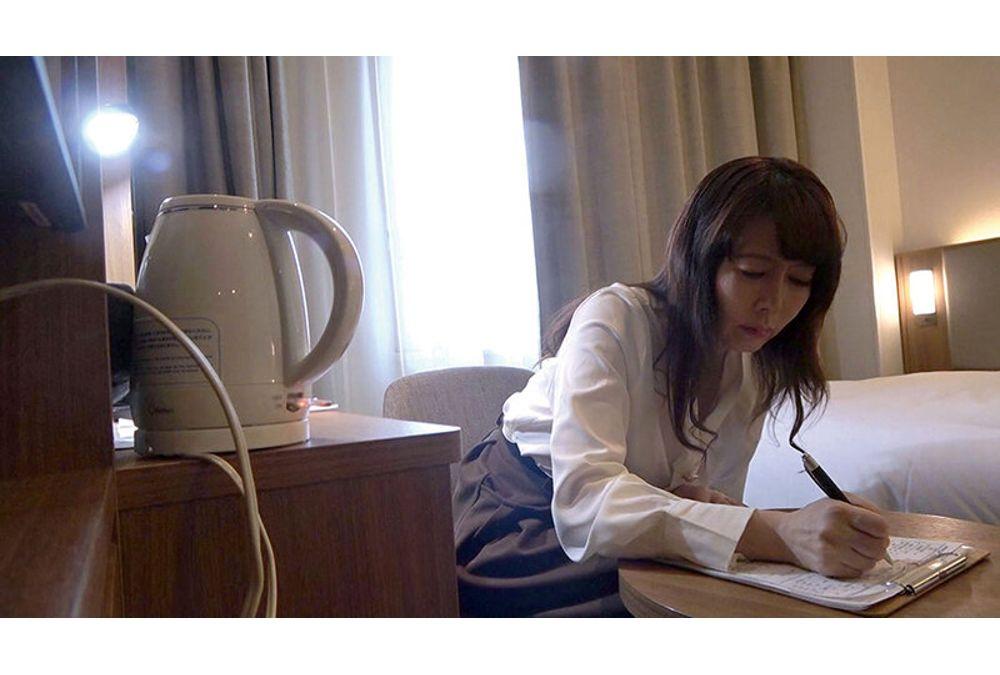 C-2940 Mature Wife Interview POV [40] Screenshot 5