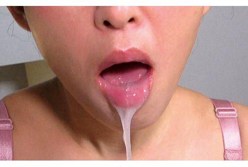 EMBM-019 Mature Woman Sticky Blowjob And Cum In Mouth 3 Screenshot