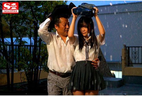 SSNI-834 Hiyori Yoshioka, A Student Who Became A Refugee When She Warmed Her Wet Body And A Sweaty Sweat Screenshot 2
