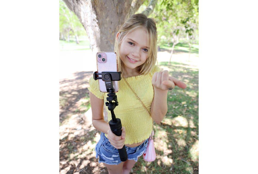 HIKR-250 Reunited After 2 Years, She Awakens!? Legal Lolita T●kT●ker Turns Lewd And Splashes To The Limit! Coco (25) Screenshot 8