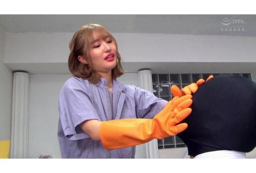 MGMP-059 Rubber Gloves M Fetish Slut Cleaner Squeezes Perverted Semen With Gloves Office Screenshot