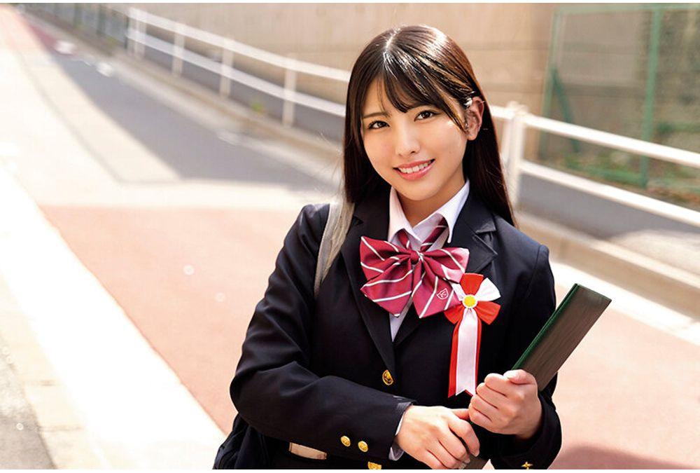 NGHJ-049 She Was A High School Girl Until 3 Minutes Ago! ~2026~ Immediately After The Graduation Ceremony, A Massive Bukkake Is Performed On Her Memorable Uniform For The First Time! She Is Showered With Thick Sperm That Has Accumulated And Is Soiled, And Her Whole Body Is Covered In Sperm! She Is Aroused By The Smell Of Dick Juice And Has Raw Creampie Sex! Screenshot 7