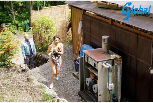 RAPD-005 Outdoor Rape Strong Psychopaths In A Secluded Mountain Area Married Women Who Were Attacked By Demons And Fucked By Violent Cries Reiko Kobayakawa, Ayane Yuki, Saran Ito Screenshot