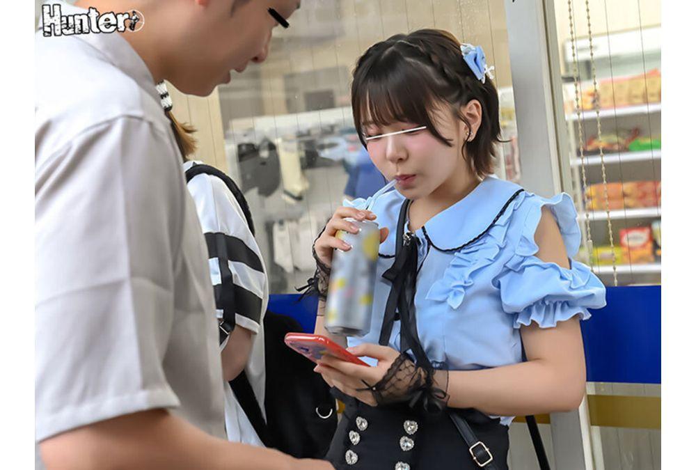 HUNTC-536 These Girls Are Streetwalkers With A Reputation For Being Unreliable! They Can Negotiate And Get Away With Anything! These Girls Who Are Into Compensated Dating And Casual Relationships Have Recently Started Streetwalking In Front Of Convenience Stores Because Of Stricter Enforcement In Parks! Their Reasons Vary, From Poverty To Supporting Their Idols To Killing Time, But They Are Doing It Safely And Securely While Out And About! Screenshot 8