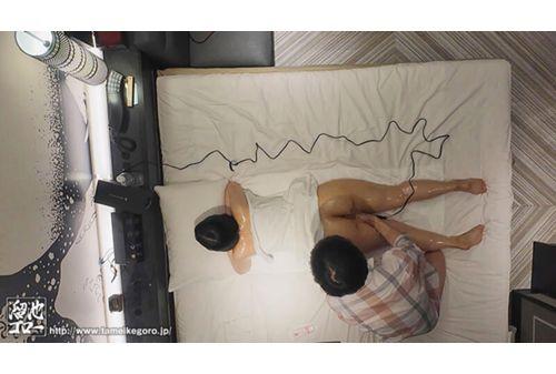 MFYD-005 The Ultimate Pseudo-romance: We Took A Peek Into A Brothel For Women. Screenshot 5