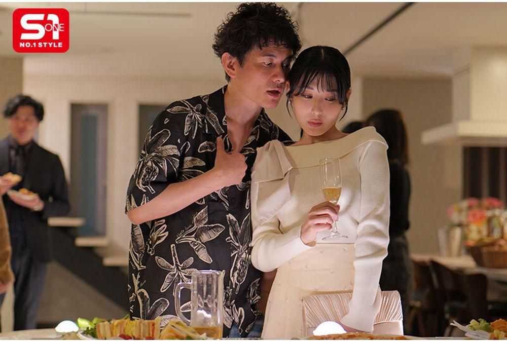 SNOS-392 It All Started At A Class Reunion. My Despicable Ex-boyfriend's Insatiable Thrusts Drove Me Completely Insane For The First Time In 10 Years, And I Became The Most Depraved And Fallen Person I've Ever Been In My Life. - Kiho Kinmatsu Screenshot 3