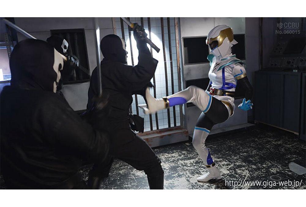 SPSF-33 Ayakashi Extermination Legend Kougaiger: Watarai Fuu Screenshot 6