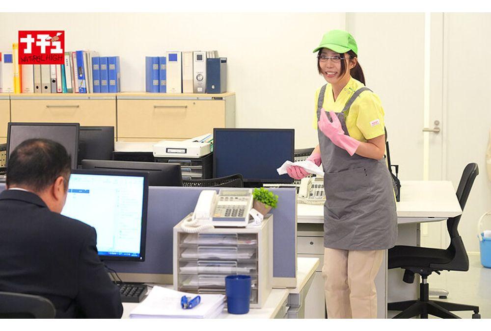 NHDTC-104 Bukkake Sexual Harassment Of Glasses-wearing Busty Wife Cleaning The Office Screenshot 4