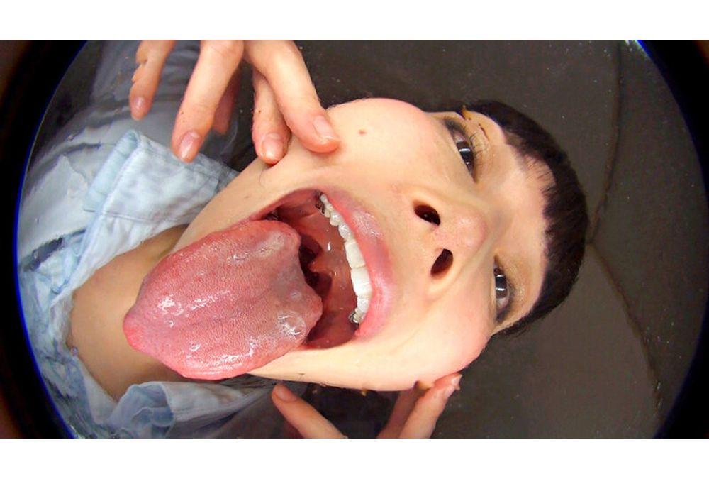 EVIS-605 Virtual Kiss With A Beautiful Woman With A Thick Tongue Screenshot 7