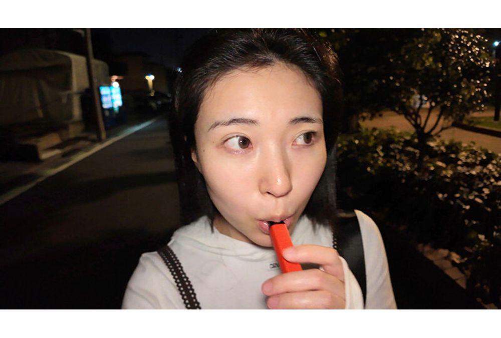 JERA-035 My Sex Friend Who Squirts During Sex Says, "I'm Interested, But I'm Scared To Do It Alone..." I Was Invited By Minazuki Hikaru, A Usually Quiet Office Worker I Meet Once A Month, To My First Brain-wrenching Orgasm Date. Screenshot 6