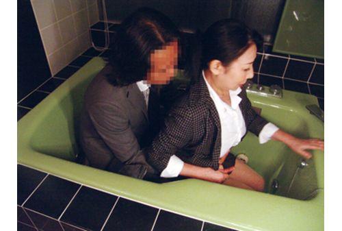 YLWN-277 Showed My Erection To A Real Estate Lady Aunt And Got Her Sexually Processed... 4 Hours Screenshot 5