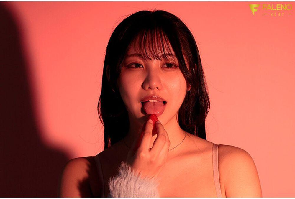 FNS-064 Intertwining Tongues And Thick Saliva French Kissing Sex Yayoi Hamabe Screenshot 2