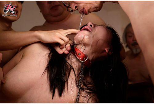 DASS-695 Everyone Who Has A Grudge Against This Arrogant Woman, Gather Here! A Super Creepy Guy's Persistent Torture Leads To A Mental Breakdown! Creampie Urinal Birth Sex! Nia Screenshot 5