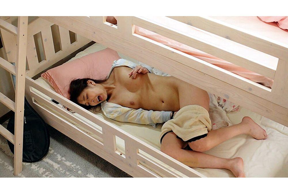 PYM-532 Peeping Into The Women's Dormitory Of A Famous Private University: A Masturbation Record Of A Girl Trembling And Cumming Over And Over Again Screenshot 7