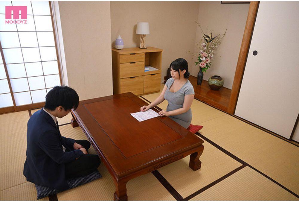 MIMK-232 Series Sales OVER 55,000 Copies!! "Cum Inside Me Until You're Satisfied..." I Satisfy My Sexual Desires With My Mother Every Day! 3 Live-action Version I Creampied My Mother, Who Just Does My Sexual Needs For The First Time In A Month! Yuria Yoshine Screenshot 5