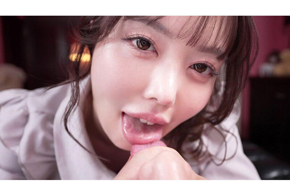 RLMP-017 A Busty Celebrity Lady Gives A Deep Throat Blowjob, Leaving The Masochistic Guy Completely Helpless With A Thorough Deep Throat And Teasing Near-misses. Screenshot 7