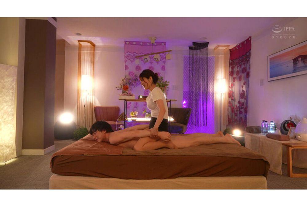 MOND-301 The Beautiful Neighbor's Wife Is Akari Niimura Screenshot 6