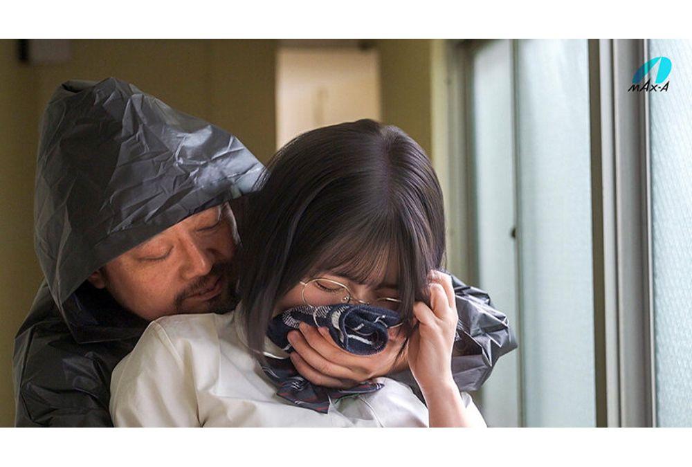 XVSR-901 A Sex-crazed Pervert Kidnaps A Beautiful Girl In A School Uniform, Ties Her Up, And Pushes Her To The Extreme! She Wets Herself And Completely Gives In To Continuous Unprotected Sex!! Kosuzu Mikan Screenshot 2