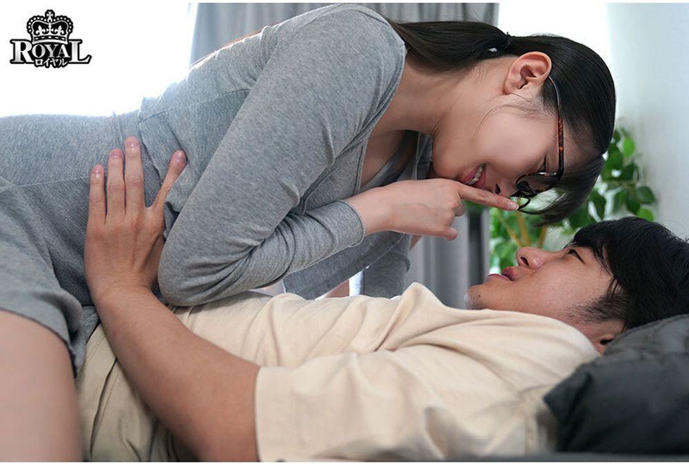 ROYD-274 "Don't Cum Yet, Okay?" My Plain Sister-in-law Whispers Dirty Words To Me While Pistoning Me In The Cowgirl Position And Cumming Inside Me Repeatedly! Tomoe Hikari Screenshot 7