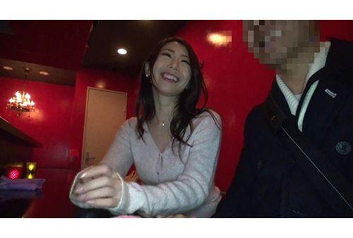 IENE-653 And Ayumi Shinoda Amateur Uncle, Erotic Sickness Walk Dating Screenshot