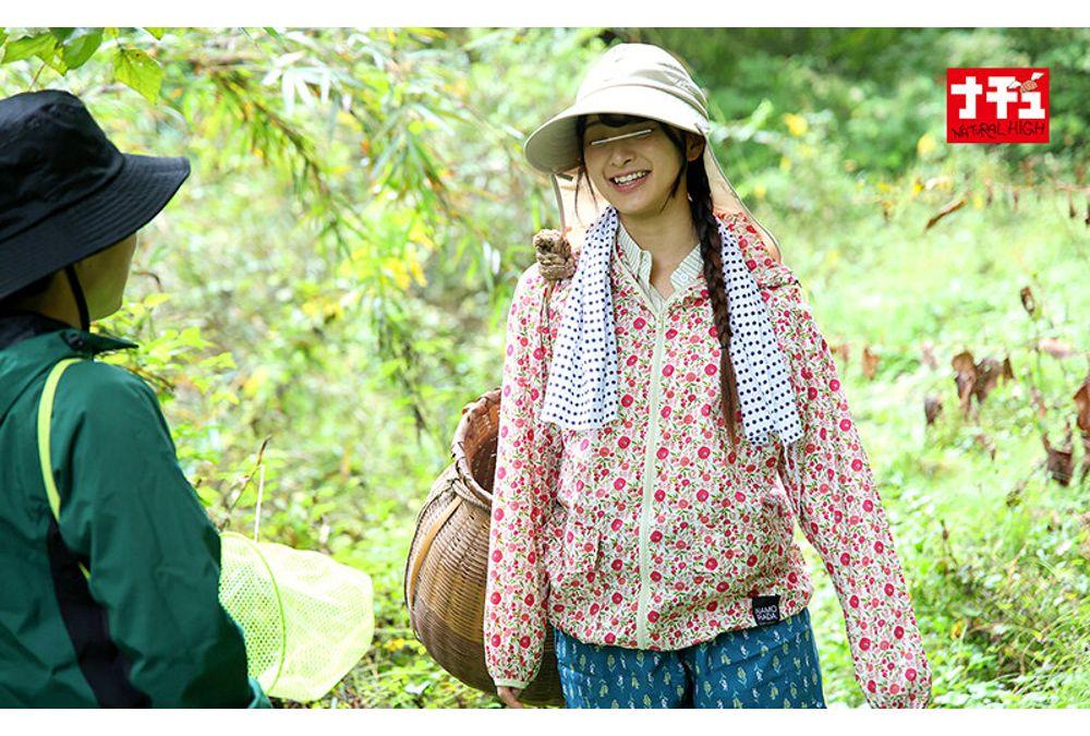 NHDTC-195 Is This Normal In This Village?! A Kind, Beautiful Woman Who Helped Me When I Got Lost On A Mountain Path Asked Me "Do You Want Me To Put It In Your Pussy?" In The Same Way She Would Ask "Do You Want To Take A Bath?" And Let Me Cum Inside Her. Screenshot 9