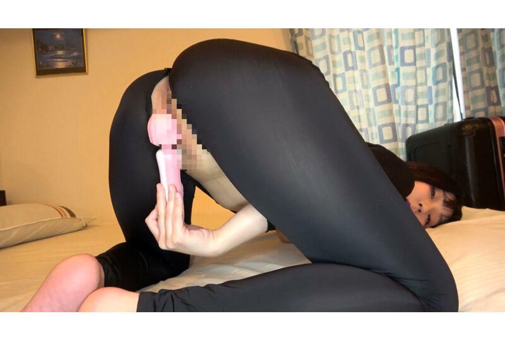 MADV-642 Unexpected Sexual Service During Training: The Big-assed, Big-breasted New Employee's Secret Stress Relief Method Is To Wear See-through Tights And Act Like A Slut - Ruka Itoi Screenshot 10